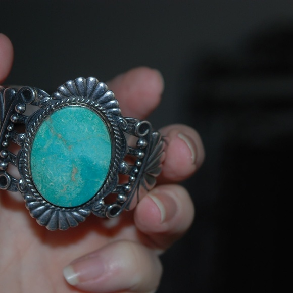 Native American cuff - Picture 5 of 8